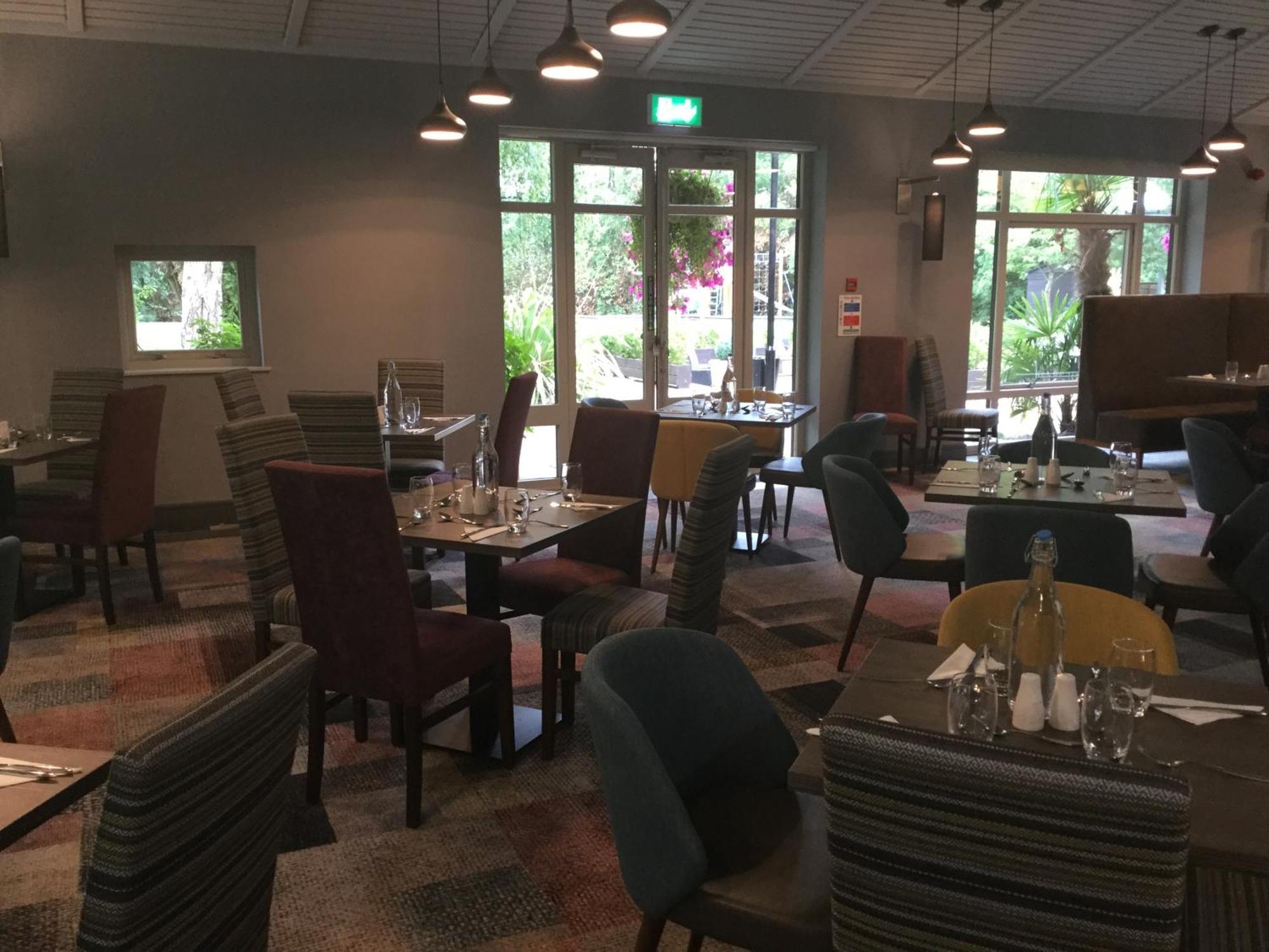 Novotel Manchester West Ворслі Екстер'єр фото
