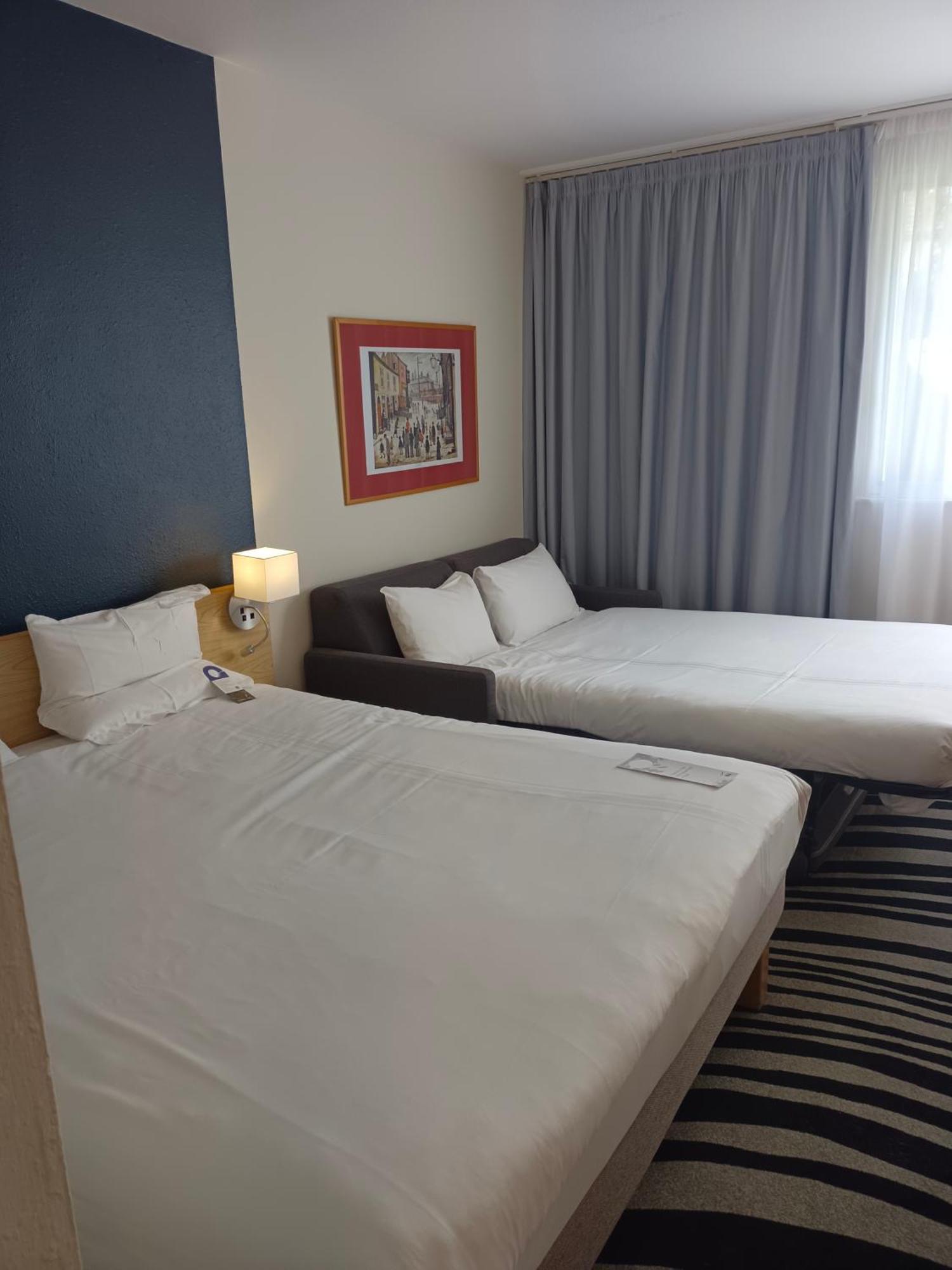 Novotel Manchester West Ворслі Екстер'єр фото